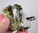 8.5cms EPIDOTE QUARTZ  CALCITE Crystals Peru Mineral Specimen Collectors C722