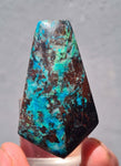 4.9cms CHRYSOCOLLA CAMPBELLITE (?) CUPRITE Quartz Copper Malachite Cabochon Peru Turquoise Color B650