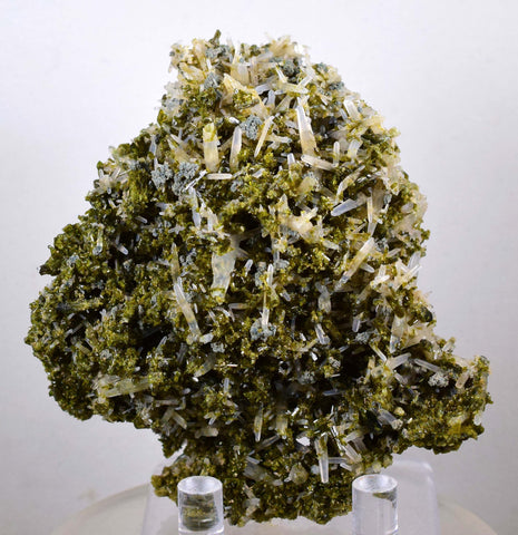 8.2cms EPIDOTE QUARTZ CRYSTALS Peru Cluster Collector Green Yellow Color Mineral Specimen CE809