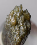 65carat ZOISITE NEEDLES CRYSTAL tanzanite (?) clinozoisite green yellow peru M50