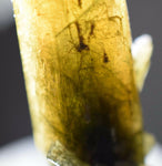 35carat ZOISITE NEEDLES CRYSTAL tanzanite (?) clinozoisite green yellow peru M58