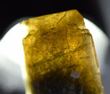 64carat ZOISITE NEEDLES CRYSTAL tanzanite (?) clinozoisite green yellow peru M53