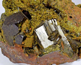13ms PREMIUM EPIDOTE CRYSTALS cluster peru green color mineral specimen C442