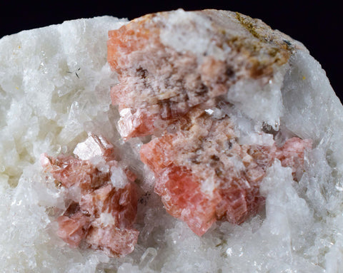 4.3cms RHODOCHROSITE RHOMBOHEDRAL QUARTZ Crystals Huayllapon Pasto Bueno Mine Peru Collector Mineral Specimen R195