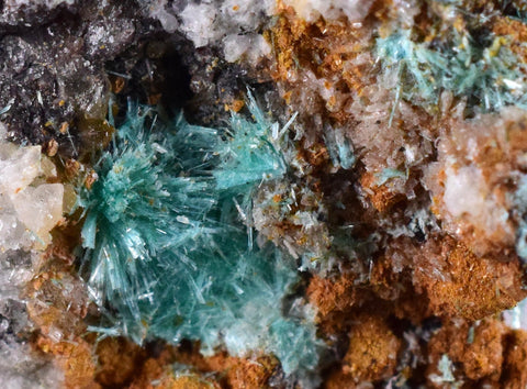 5.4cms CHRYSOCOLLA MALACHITE SELENITE Crystals Peru Quartz Calcite Barite ? Brochantite ? Ajoite ? Rosasite ? Mineral Specimen  Peru C916