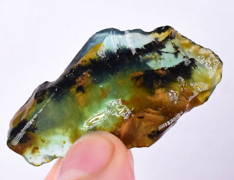 9.1grs BLUE OPAL ROUGH Peru Rough Scenic Quality Translucent Jewelry O685