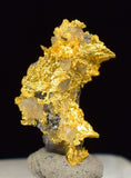 0.9cms NATIVE GOLD QUARTZ of the Incas Thumbnail Aesthetic Wire Gem Crystal Smoky Quartz Peru Rare Mineral Specimen L237