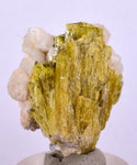 3.3cms VESUVIANITE CALCITE CRYSTALS Peru Pampa Blanca Mine Specimen C972