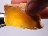 23 Grams GOLDEN OPAL CANDY Rough Facet Old Stock Translucent Mineral Specimen O782