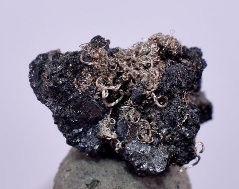 0.7cms NATIVE SILVER WIRES Peru Uchuchaccua Mine 2000 Discovery Mineral Specimen H365