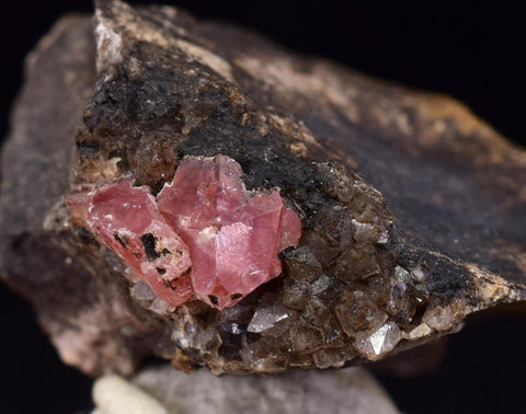 2.6cms RHODOCHROSITE CRYSTALS Peru Uchucchacua Mine Gemstone Collector Mineral Specimen R760
