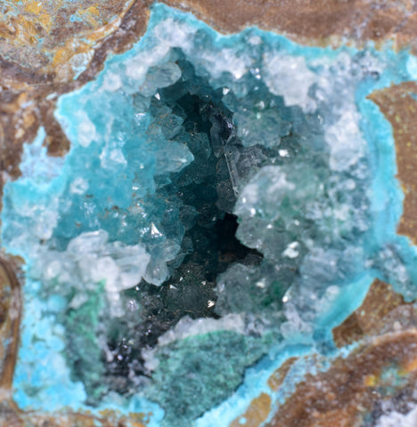 9.2cms GEM SILICA CHRYSOCOLLA Druzy Quartz Lily Mine Peru Mineral Specimen D287