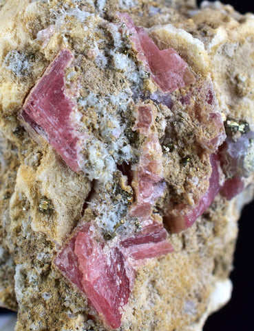 3.8cms RHODOCHROSITE FLUORITE PYRITE Galena Quartz Crystal Rhombohedral Wuzhou Guangxi China Mineral Specimen R779