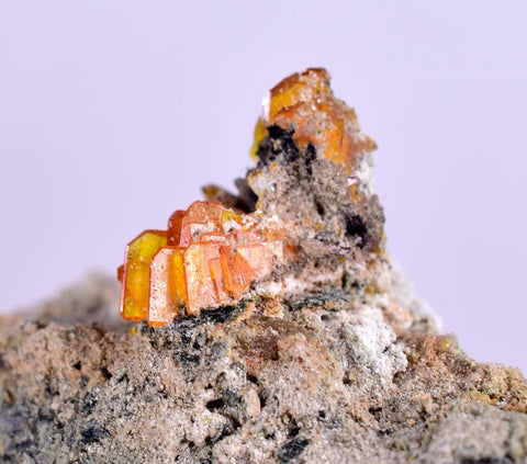 3.9cms RARE WULFENITE Mini Crystals Alamo Arizona usa Y91