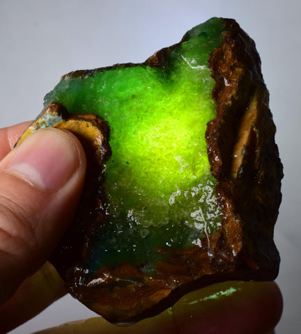77grs GEM SILICA CHRYSOCOLLA Emeraldine Lily Mine Peru Scenic Quartz Malachite Chalcedony Emerald Jade Color S151