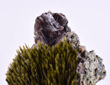 8cms AXINITE QUARTZ CRYSTALS Epidote Cluster Garnet Peru Mineral Specimen Collectors A645