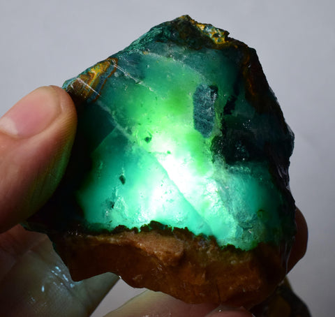 97grs GEM SILICA CHRYSOCOLLA Emeraldine Lily Mine Peru Scenic Quartz Malachite Chalcedony Emerald Jade Color S150
