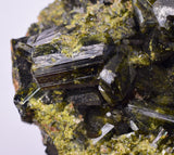 8.6cms EPIDOTE CRYSTALS Cluster Peru Green Color Mineral Specimen C43