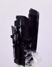 Load image into Gallery viewer, 3.8cms HUBNERITE QUARTZ CRYSTALS MINERAL SPECIMEN COLLECTOR PERU X3
