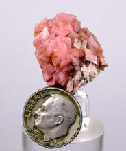 Load image into Gallery viewer, 2.3 cms RHODOCHROSITE RHOMBOHEDRAL CRYSTAL MANUELITA PERU MINERAL SPECIMEN x4
