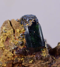 Load image into Gallery viewer, 3.6cms VIVIANITE CRYSTAL BLUISH GREEN BOLIVIA PYRITE MINERAL SPECIMEN X24
