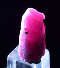 Load image into Gallery viewer, 2.7 Grams RUBY CRYSTAL CORUNDUM NATURAL ROUGH RED TANZANIA MINERAL SPECIMEN X96
