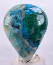 Load image into Gallery viewer, CHRYSOCOLLA  &amp; MALACHITE &amp; QUARTZ BLUE PERU SEASCAPE SCENIC 1 KILO
