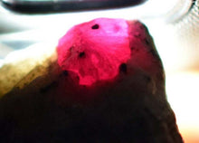 Load image into Gallery viewer, 3.3cms RUBY CRYSTAL MATRIX CORUNDUM NATURAL ROUGH RED MINERAL SPECIMEN T174
