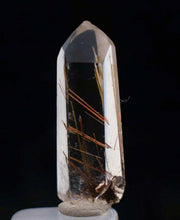 Load image into Gallery viewer, 8carats NATURAL GOLD HAIR RUTILATED QUARTZ CLEAR CRYSTAL HEALING Q101
