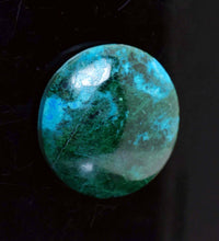 Load image into Gallery viewer, 2.8cms PREMIUM BLUE CHRYSOCOLLA CABOCHON PERU EILAT STONE TURQUOISE COLOR B394
