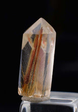 Load image into Gallery viewer, 6.5carats NATURAL GOLD HAIR RUTILATED QUARTZ CLEAR CRYSTAL HEALING Q96
