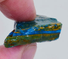 Load image into Gallery viewer, 10Grs ROYAL BLUE OPAL ROUGH PERU CARIBEAN TURQUOISE JADE COLOR JEWELRY O414
